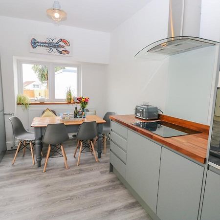 Villa 54 Pencoed Road Burry Port Esterno foto