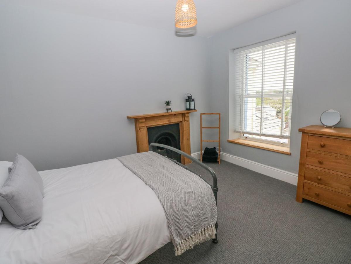 Villa 54 Pencoed Road Burry Port Esterno foto